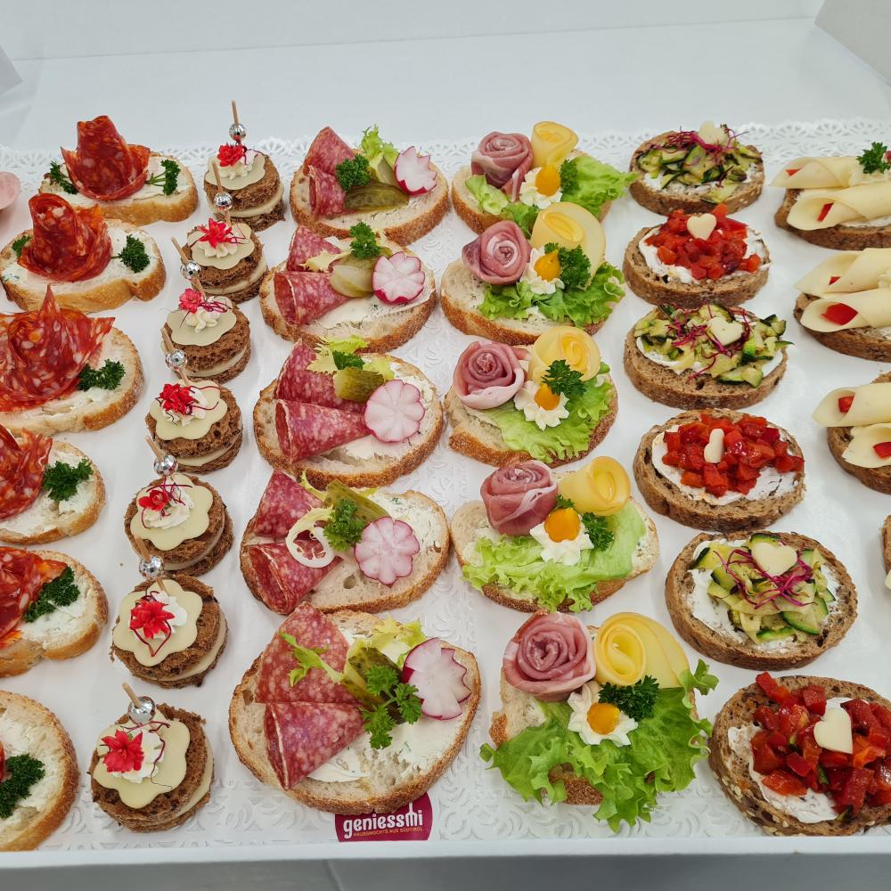 Verschiedene Wurstbrötchen