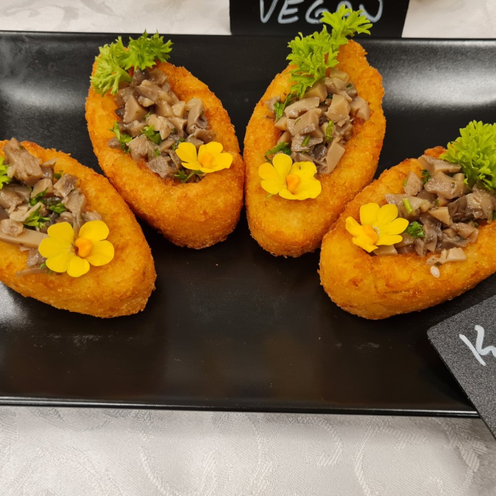 Kartoffelschiffchen mit saisonaler Füllung
