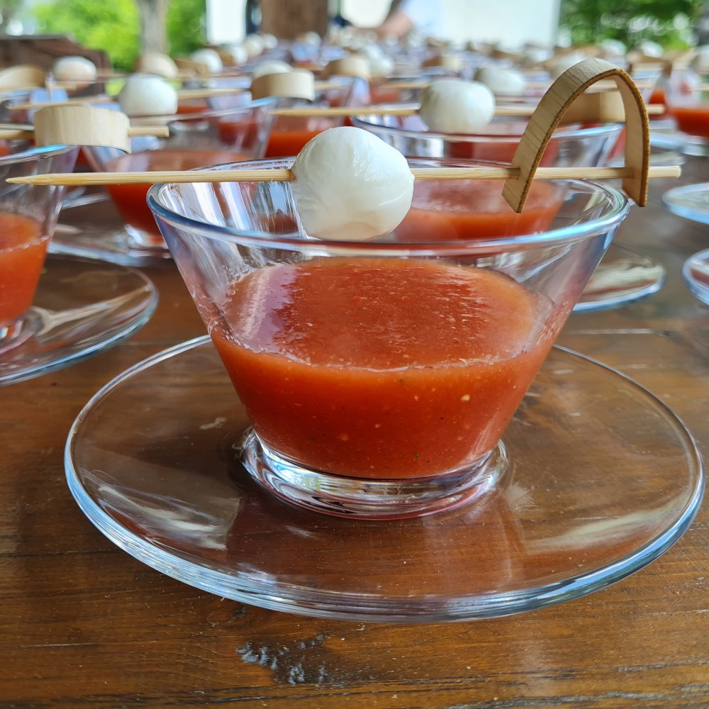 Kaltes Tomatensüppchen